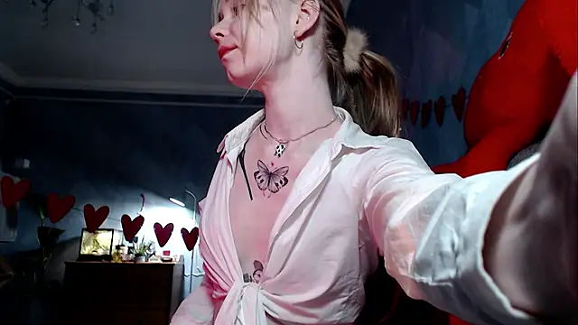 Austeja Ona online show from February 17, 4:24 pm