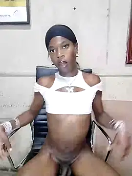 Chocolate Queenxx03 online show from February 5, 10:58 pm