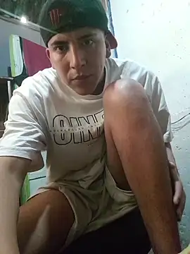 Snapshot of AgARiaom chatting on March 21, 7:39 pm AgARiaom online show from March 21, 7:39 pm