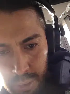 Snapshot of michell_veryhot chatting on February 21, 1:34 pm michell veryhot online show from February 21, 1:34 pm