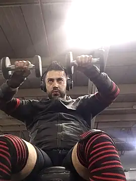 Snapshot of michell_veryhot chatting on February 22, 2:26 pm michell veryhot online show from February 22, 2:26 pm