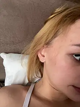 SashaPri online show from March 24, 8:30 am