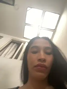Snapshot of JuliaaVega chatting on March 31, 12:05 pm JuliaaVega online show from March 31, 12:05 pm