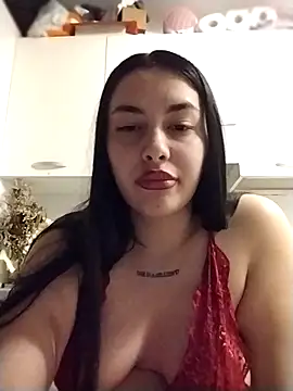 Snapshot of laMami699 chatting on January 18, 6:44 pm laMami699 online show from January 18, 6:44 pm