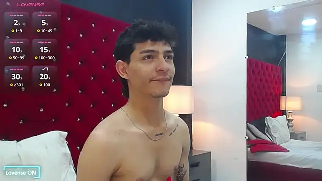 Logan Woods online show from February 10, 9:41 pm