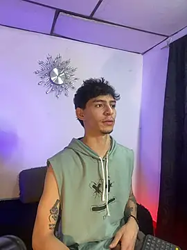 Logan Woods online show from April 1, 12:44 am