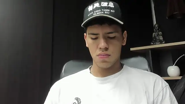 Tobias Vega online show from February 17, 12:18 am