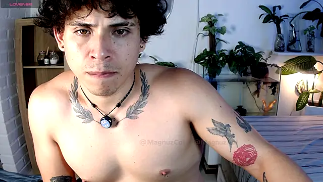 Magnuz Col online show from July 21, 2:25 am