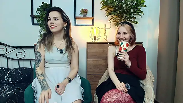 Litllee Babyss online show from February 9, 9:13 am