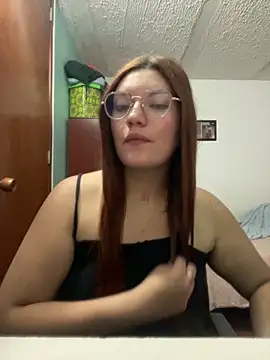 Snapshot of Vixroy7 chatting on April 28, 12:20 am Vixroy7 online show from April 28, 12:20 am
