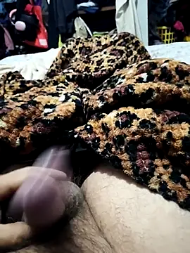 kkachondo online show from February 1, 9:46 pm