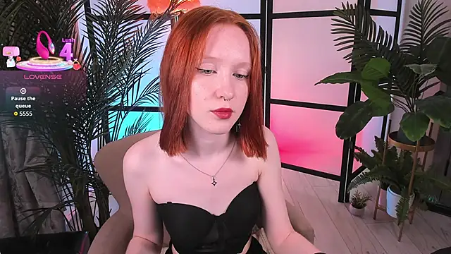 Sia Hart online show from June 21, 6:54 pm