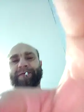 AlexanderArmani online show from February 1, 8:13 am