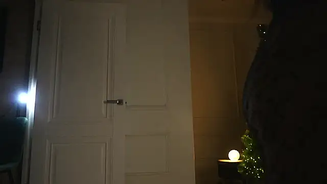 Snapshot of Ilona_Hariss chatting on March 11, 4:13 pm Ilona Hariss online show from March 11, 4:13 pm