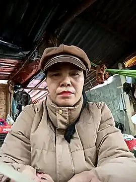 Snapshot of Nuna_689 chatting on February 11, 4:17 am Nuna 689 online show from February 11, 4:17 am