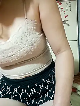 Snapshot of Nuna_689 chatting on March 21, 2:16 am Nuna 689 online show from March 21, 2:16 am