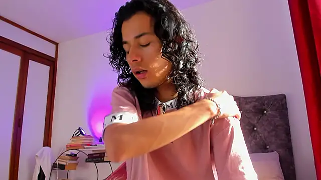 Benjamin fiore online show from February 5, 9:52 pm