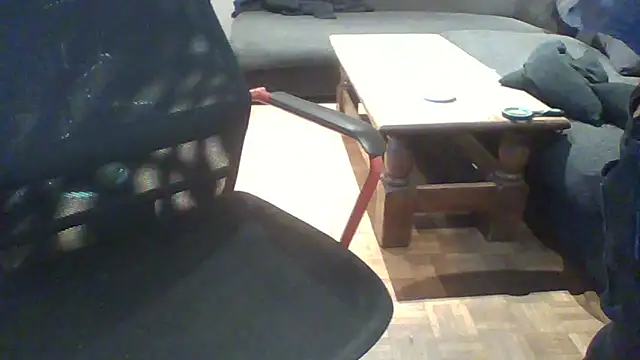 Snapshot of ludowrss chatting on April 4, 2:54 am ludowrss online show from April 4, 2:54 am