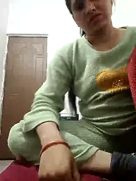 Cute-karisma1234 online show from February 8, 5:05 pm