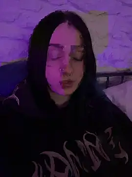 Snapshot of bellaxlauren chatting on February 3, 11:54 pm bellaxlauren online show from February 3, 11:54 pm