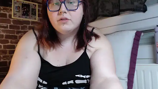 ProfaneHekate online show from February 3, 9:42 pm