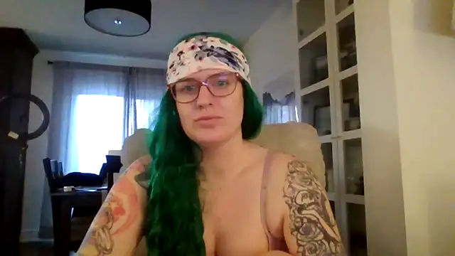 DaisyBlake online show from February 3, 10:26 pm