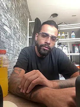 austin Dark online show from February 4, 4:35 pm