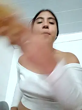 Ailen-cute online show from March 21, 2:09 pm