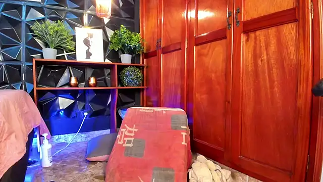 Snapshot of liia_marin chatting on March 16, 5:44 am liia marin online show from March 16, 5:44 am