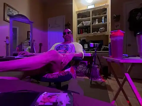 daddydonkey84 online show from March 12, 4:40 am