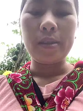 Snapshot of patry33 chatting on March 17, 2:49 am patry33 online show from March 17, 2:49 am