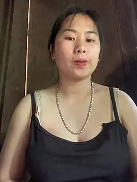 Snapshot of patry33 chatting on April 11, 1:21 am patry33 online show from April 11, 1:21 am