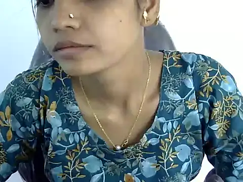 Snapshot of Kulsum_S chatting on March 9, 8:51 am Kulsum S online show from March 9, 8:51 am