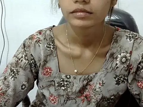 Snapshot of Kulsum_S chatting on March 17, 12:19 pm Kulsum S online show from March 17, 12:19 pm