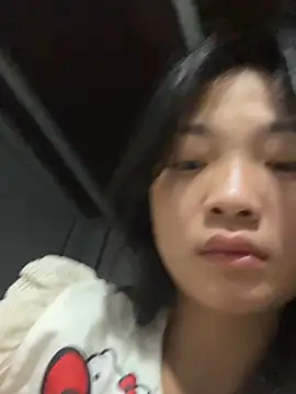 Snapshot of Lyn-be99 chatting on March 18, 1:20 am Lyn-be99 online show from March 18, 1:20 am