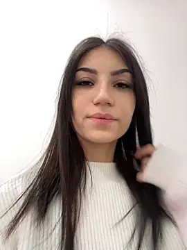 SlowSweetWhispe online show from February 5, 6:51 am