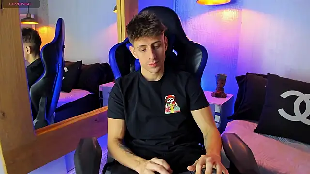 Snapshot of Jasper__jones chatting on March 8, 9:07 pm Jasper jones online show from March 8, 9:07 pm