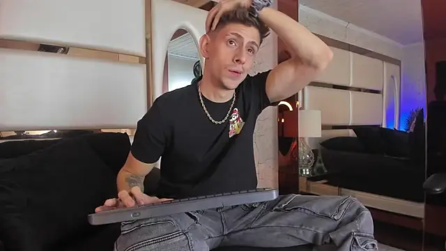 Snapshot of Jasper__jones chatting on March 16, 2:10 pm Jasper jones online show from March 16, 2:10 pm