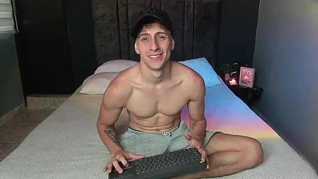 Snapshot of Jasper__jones chatting on April 24, 9:17 pm Jasper jones online show from April 24, 9:17 pm