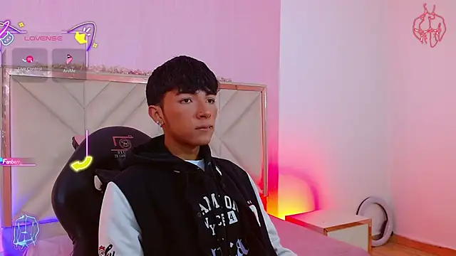 Snapshot of osamu_tay chatting on March 18, 3:09 am osamu tay online show from March 18, 3:09 am