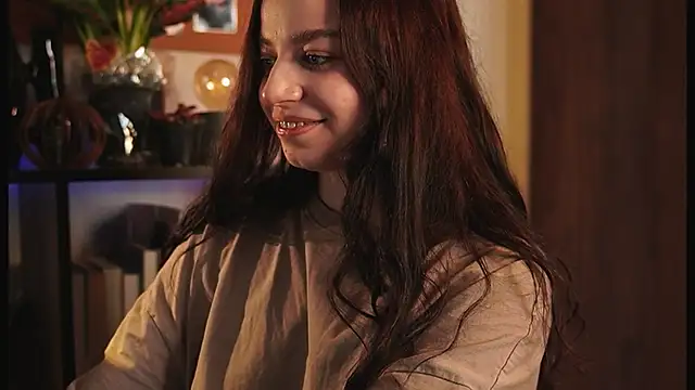 Snapshot of just_dakota_ chatting on February 14, 9:06 am just dakota online show from February 14, 9:06 am