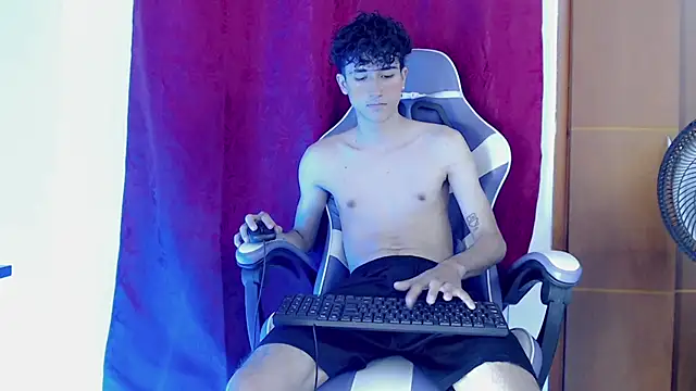 Johnny cagee  online show from February 11, 12:15 am