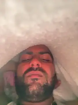 Snapshot of hardlysuck chatting on March 14, 5:18 pm hardlysuck online show from March 14, 5:18 pm