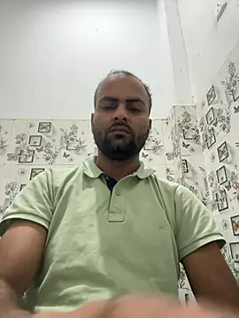 Snapshot of hardlysuck chatting on March 15, 11:33 pm hardlysuck online show from March 15, 11:33 pm