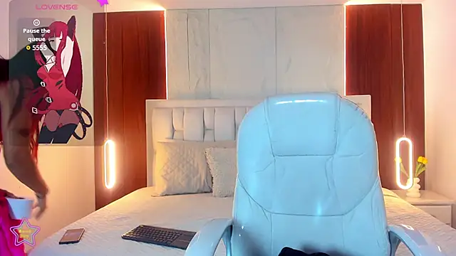 Snapshot of Anita23__ chatting on March 19, 3:32 am Anita23 online show from March 19, 3:32 am