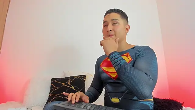 Snapshot of Axel_nova chatting on February 12, 7:20 pm Axel nova online show from February 12, 7:20 pm