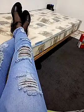 Hotassdildo online show from February 10, 7:51 pm