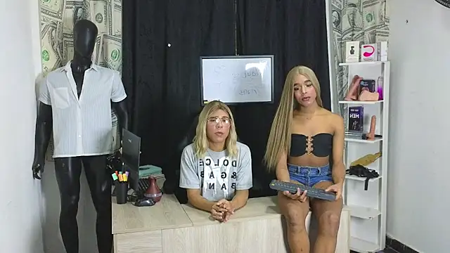 Playboy trans0 online show from February 2, 5:17 am