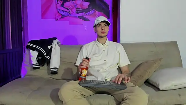 Vlad  night online show from February 9, 11:58 am