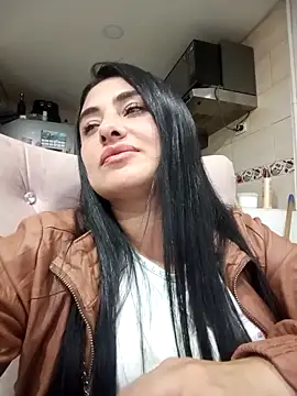 Andreacama online show from February 2, 11:36 pm